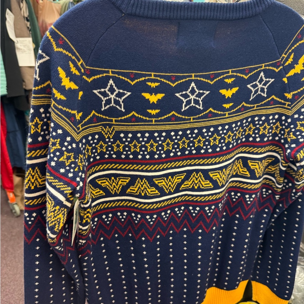 Wonder Woman holiday sweater size medium - Picture 2 of 5